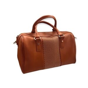 Elegant Leather Tote Bag with Adjustable Strap